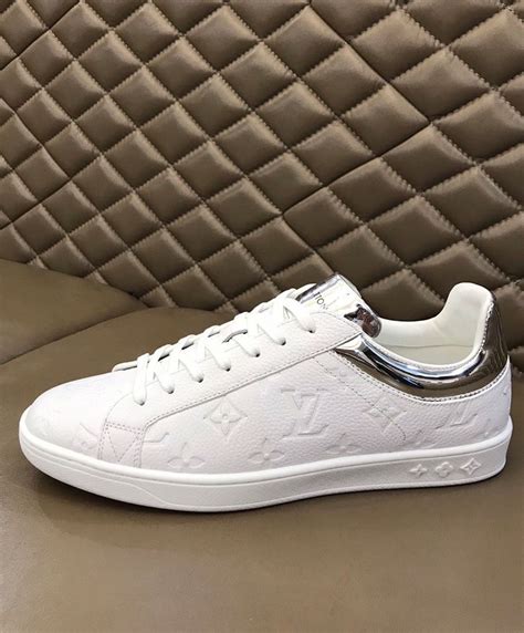 Louis Vuitton sneakers white